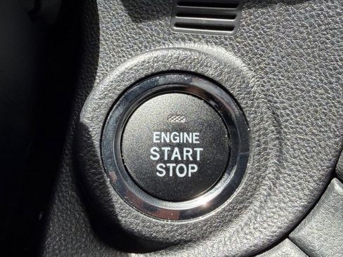 Used 2024 Subaru Outback Touring XT AWD/4WD image 27