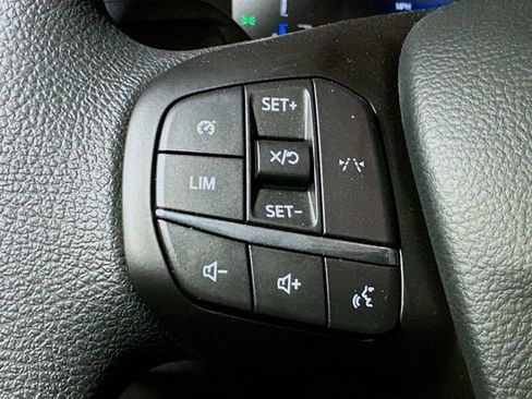 New 2026 Ford Transit 250 148 Medium Roof w/ Load Area Protection Package image 23