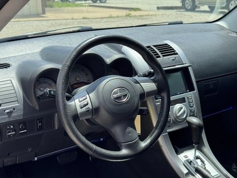 Used 2010 Scion tC FWD image 16