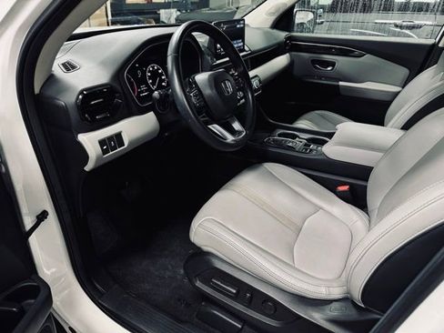 Used 2024 Honda Pilot Touring image 19