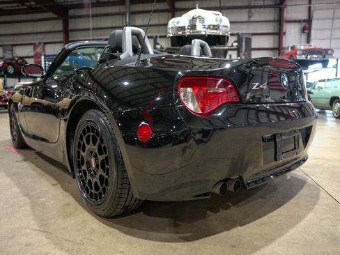 Used 2006 BMW Z4 3.0i image 5
