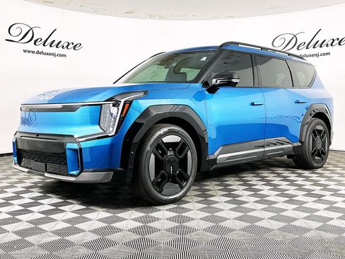 Used 2024 Kia EV9 GT-Line AWD/4WD image 3