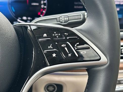 Certified 2025 Mercedes-Benz GLE 450e 4MATIC image 22