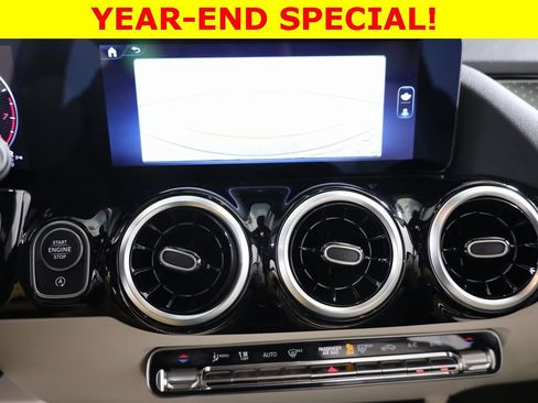 Certified 2025 Mercedes-Benz GLA 250 4MATIC image 58