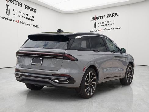 New 2026 Lincoln Nautilus Black Label AWD/4WD image 3
