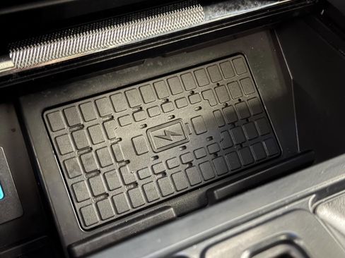 Used 2024 Ford F150 Lariat w/ Equipment Group 502A High AWD/4WD image 48