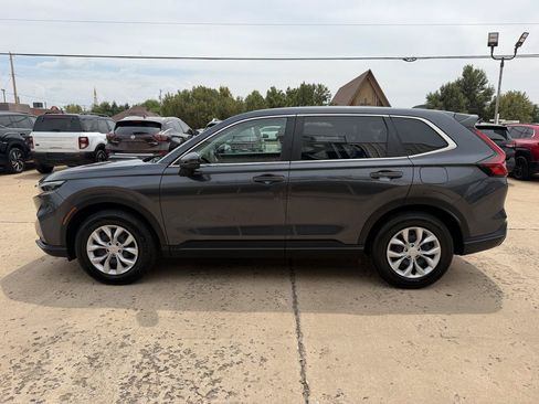 Used 2025 Honda CR-V LX image 4
