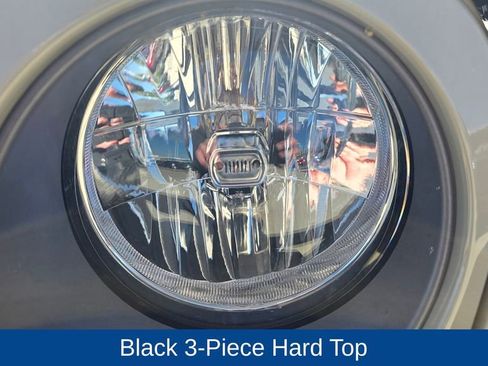 Used 2020 Jeep Gladiator Rubicon w/ Trailer Tow Package image 11