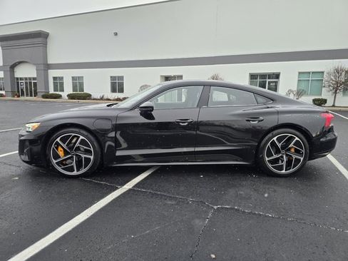 Used 2024 Audi RS e-tron GT w/ Carbon Performance Package image 10