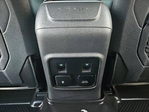 Used 2024 Ford Bronco Badlands AWD/4WD image 17