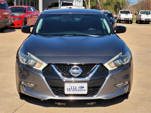 Used 2018 Nissan Maxima 3.5 S image 2