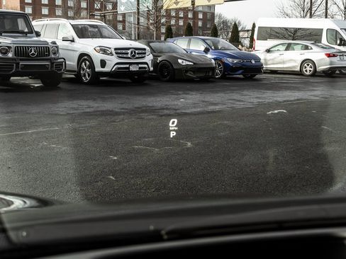 Used 2024 Chevrolet Corvette Stingray w/ Z51 Performance Package image 15