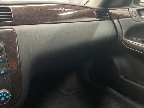 Used 2016 Chevrolet Impala Limited LS image 20