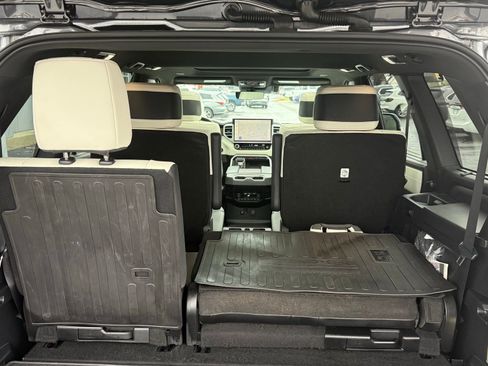 Used 2025 Toyota Sequoia Capstone image 39