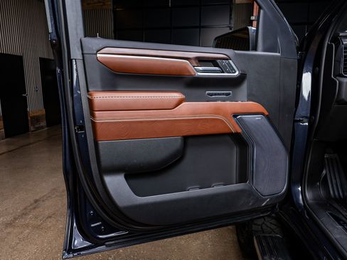 Used 2023 GMC Sierra 1500 Denali Ultimate image 36