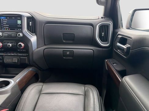 Used 2019 GMC Sierra 1500 SLT w/ SLT Premium Package image 18