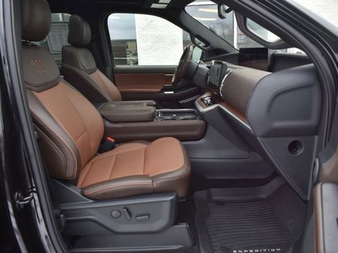 Used 2025 Ford Expedition King Ranch AWD/4WD image 57