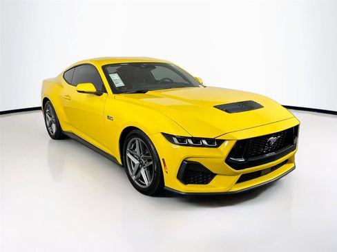 Used 2024 Ford Mustang GT Premium RWD image 9