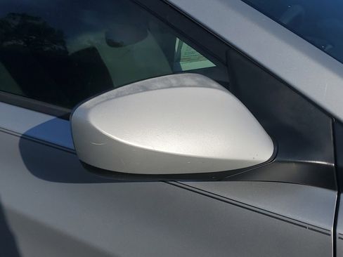 Used 2013 Hyundai Elantra GLS w/ Preferred Pkg image 5