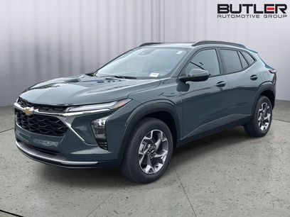 New 2026 Chevrolet Trax LT w/ Driver Confidence Package