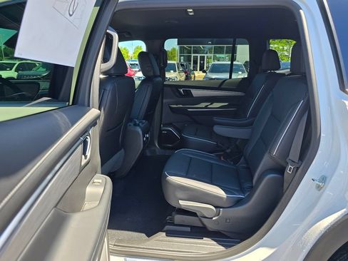 New 2026 Buick Enclave Preferred w/ Power Package AWD/4WD image 24