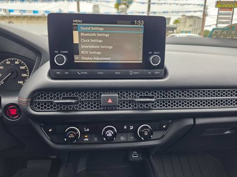 Used 2024 Honda HR-V Sport image 17
