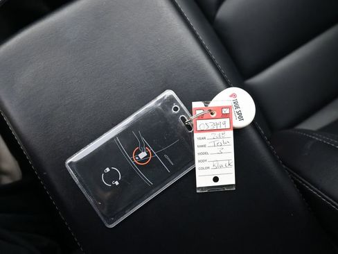 Used 2018 Tesla Model 3 Long Range image 22