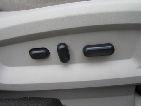 Used 2013 Ford Edge Limited w/ Vision Pkg image 20