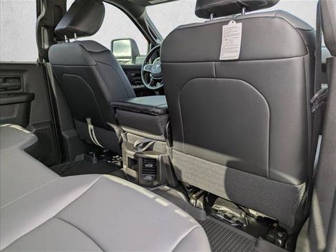 New 2026 RAM 3500 Tradesman w/ Chrome Appearance Group A AWD/4WD image 28