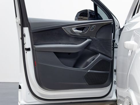 Used 2023 Audi SQ7 Prestige image 57