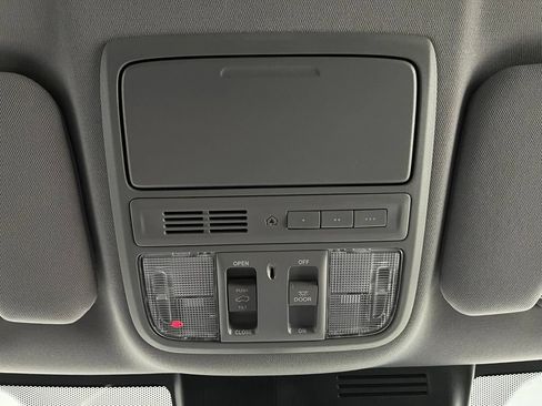 Used 2022 Honda CR-V EX-L image 9