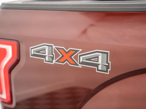 Used 2015 Ford F150 XLT w/ Equipment Group 302A Luxury AWD/4WD image 22