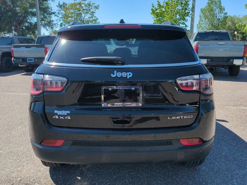 Used 2025 Jeep Compass Limited AWD/4WD image 5