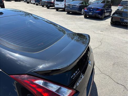 Used 2019 Nissan 370Z NISMO RWD image 15