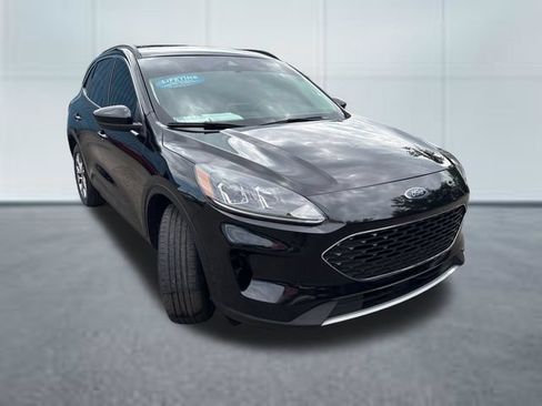 Used 2022 Ford Escape SEL w/ Technology Package AWD/4WD image 5