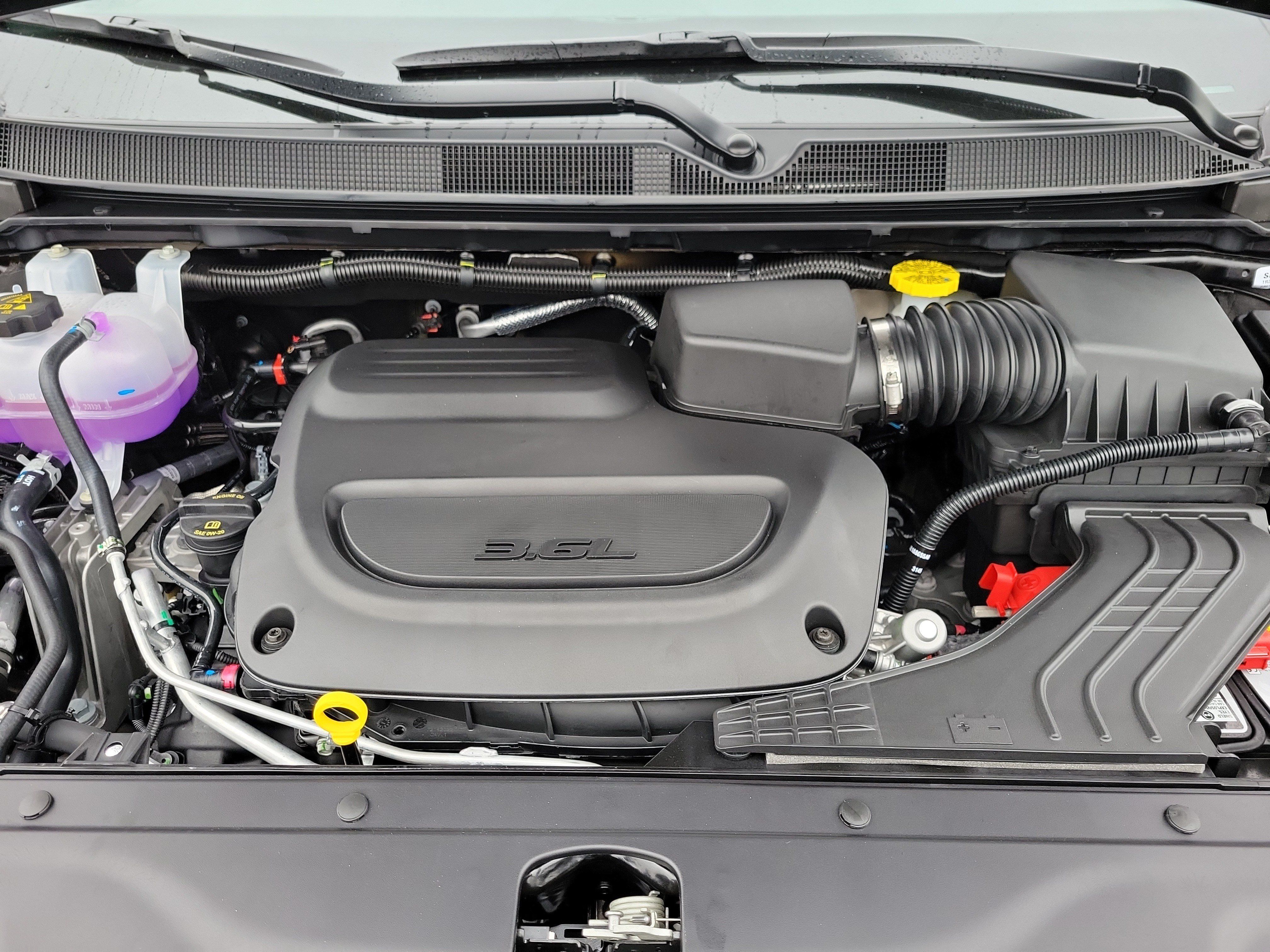 New 2026 Chrysler Pacifica Select FWD image 16