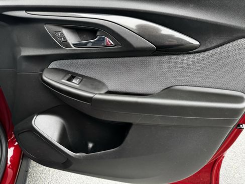 Used 2023 Chevrolet TrailBlazer LT image 13