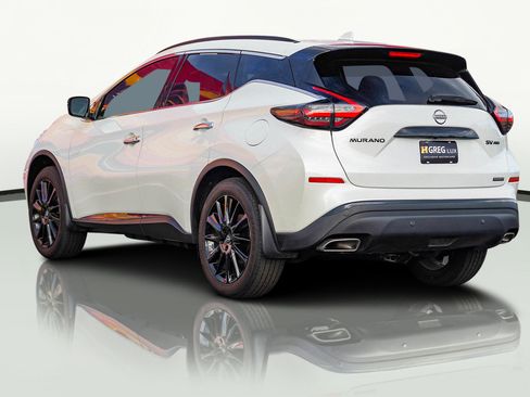 Used 2024 Nissan Murano SV w/ SV Midnight Edition Package image 7