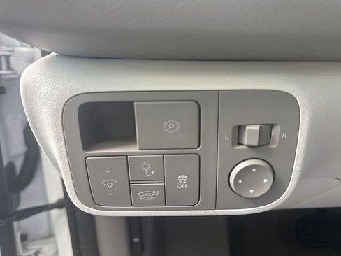 Used 2024 Hyundai Ioniq 6 SEL AWD/4WD image 10