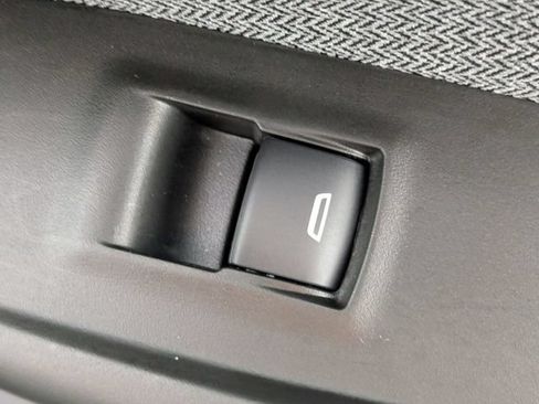 Certified 2024 Chevrolet TrailBlazer LS w/ LS Convenience Package FWD image 31