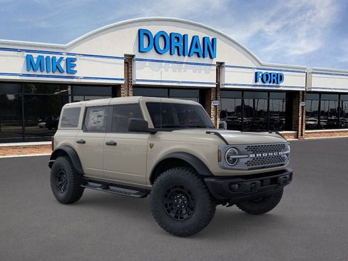 New 2026 Ford Bronco Badlands image 7
