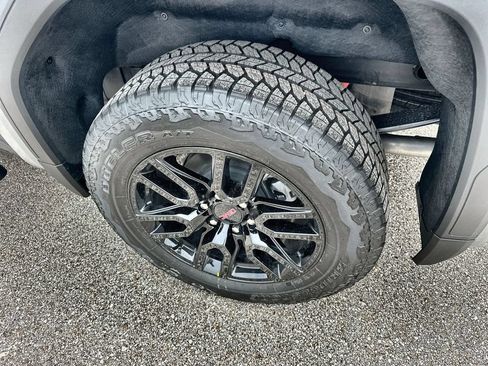 New 2026 GMC Sierra 1500 Elevation w/ Elevation Premium Package AWD/4WD image 12