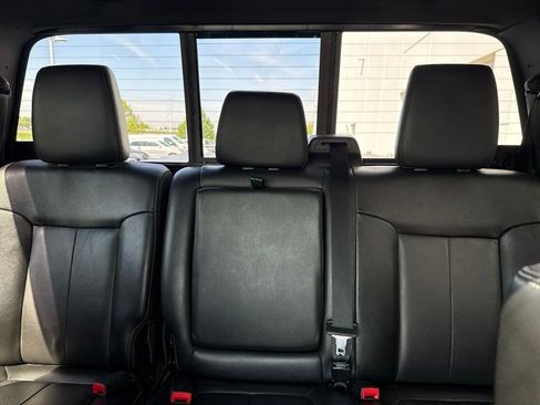 Used 2015 Ford F350 Lariat w/ Lariat Interior Package AWD/4WD image 14