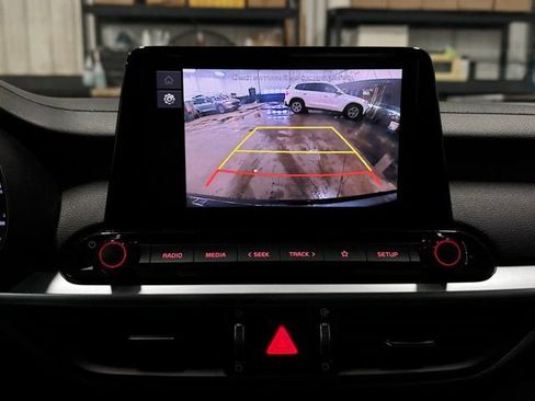 Used 2024 Kia Forte LXS image 31