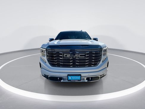 Used 2024 GMC Sierra 1500 Denali Ultimate image 3