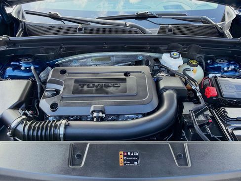 Used 2023 Buick Envision Avenir image 36