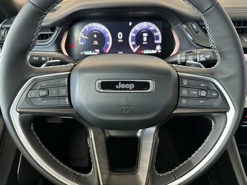 New 2026 Jeep Grand Cherokee Limited w/ Limited Altitude Package AWD/4WD image 21