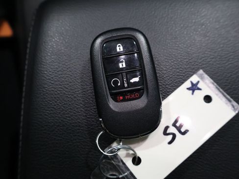 Used 2025 Honda CR-V EX-L image 27