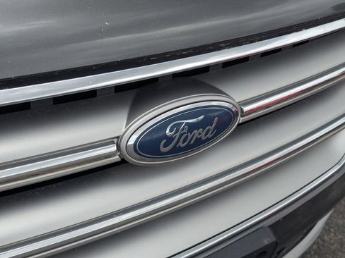 Used 2017 Ford Escape SE AWD/4WD image 11