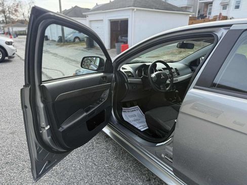 Used 2013 Mitsubishi Lancer ES image 13